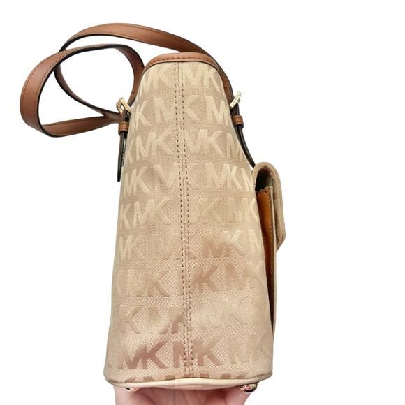 Michael Kors Tan Canvas Monogram Signature Shoulder Bag Tote Purse - Picture 2 of 10
